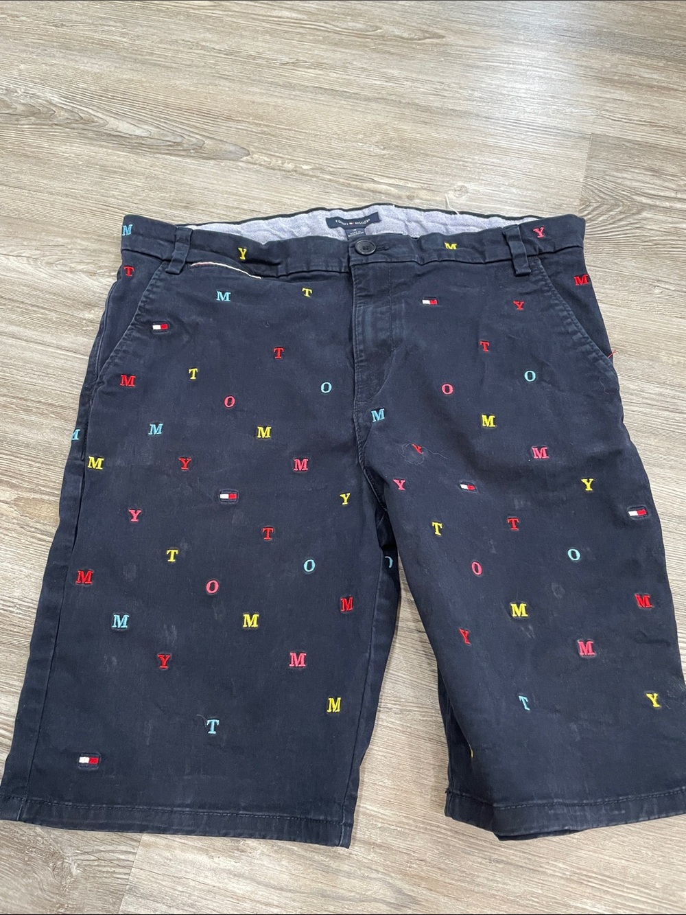 Tommy Hilfiger Black Shorts with Multicolor Embroidered Letters